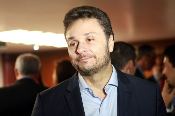 O secretário estadual da Fazenda, Manoel Vitório, afirmou que o governo estadual está “perplexo” com a falta de liberação do empréstimo de R$ 600 milhões pelo Banco do Brasil; o titular da pasta classificou a situação como “inédita”; “Não tenho notícia de nada igual no passado. O banco assinou, a União deu o aval. Nós já fizemos o pedido de desembolso e, até agora, o banco não fez o desembolso e não explica o porquê”, disse Vitório
