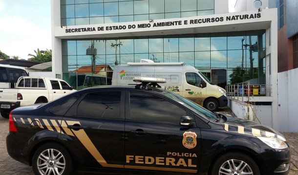 A Polícia Federal  (PF) deflagrou a 5ª fase da Operação Sermão aos Peixes, chamada de Pegadores, que apura indícios de desvio de recursos públicos federais, em contratos de gestão e termos de parceria entre o governo do Maranhão e organizações do terceiro setor; os policiais federais cumprem 45 mandados judiciais expedidos pela juíza Federal Paula Souza Moraes, da 1ª Vara Criminal Federal no Maranhão; a juíza federal Paula Souza Moraes determinou também o sequestro de bens dos suspeitos no valor de mais R$ 18 milhões