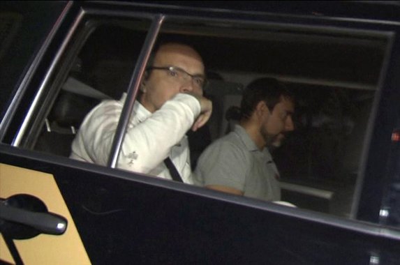 A pedido do Ministério Público Federal, o operador financeiro Lúcio Funaro foi transferido para a superintendência da Polícia Federal, em Brasília, para ficar à disposição da Justiça; desde o dia 11 de agosto ele estava no Complexo Penitenciário da Papuda; a transferência foi determinada pelo juiz federal Vallisney de Souza Oliveira, da 10ª Vara Federal de Brasília