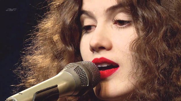 Artistas e o público do Rock in Rio se engajaram no repúdio ao projeto de lei que permite que psicólogos tratem homossexuais como doentes, comumente conhecido como projeto de 'cura gay'; a cantora Ana Cañas também se mobilizou e empunhou a bandeira de arco-íris: “O amor é a cura. O amor é livre. Trate sua ignorância. Trate seu preconceito. Por um mundo cheio de amor”, protestou a artista.