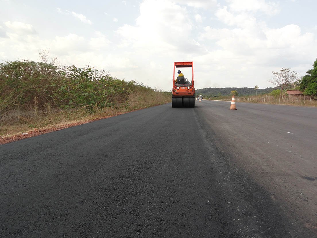 O governo estadual, por meio da Secretaria de Estado dos Transportes (Setrans-PI), está investindo cerca de R$ 650 milhões em obras na capital; segundo o executivo, a maior obra de mobilidade urbana da história do Piauí fica por conta das intervenções no Metrô de Teresina, que terá investimentos da ordem de R$ 448 milhões, dos quais, R$ 228 já estão assegurados