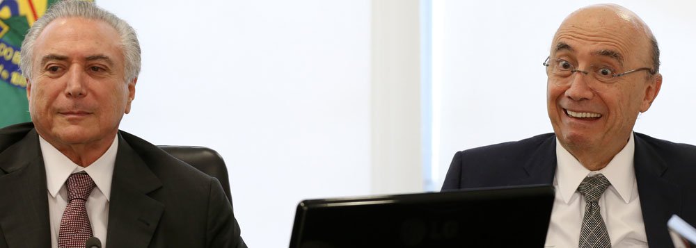 Depois de torrar cerca de R$ 14 bilhões em emendas e favores aos deputados para se safar de denúncia de corrupção, Michel Temer anuncia nesta quinta-feira 10 a revisão de sua meta fiscal, que passa de um rombo de R$ 139 bilhões para cerca de R$ 159 bilhões; mudança revela o fracasso da política econômica de Henrique Meirelles, que prometeu ajuste fiscal, mas produziu o maior rombo orçamentário da história do País; o motivo é a depressão econômica, que reduz a arrecadação