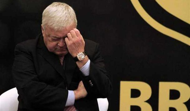 Reportagem do Jonral GGN mostra que com pedidos de prisão protocolados pelas autoridades da Espanha e dos Estados Unidos e mais de dois anos desde que o maior caso de corrupção do futebol foi deflagrado na Suiça, o ex-presidente da CBF, Ricardo Teixeira, que mantem-se em liberdade no Brasil, passa a ser alvo da Justiça francesa; "Tudo que me acusam no exterior não é crime no Brasil. Não estou dizendo se fiz ou não", afirmou, em entrevista concedida há três meses à Folha de S. Paulo