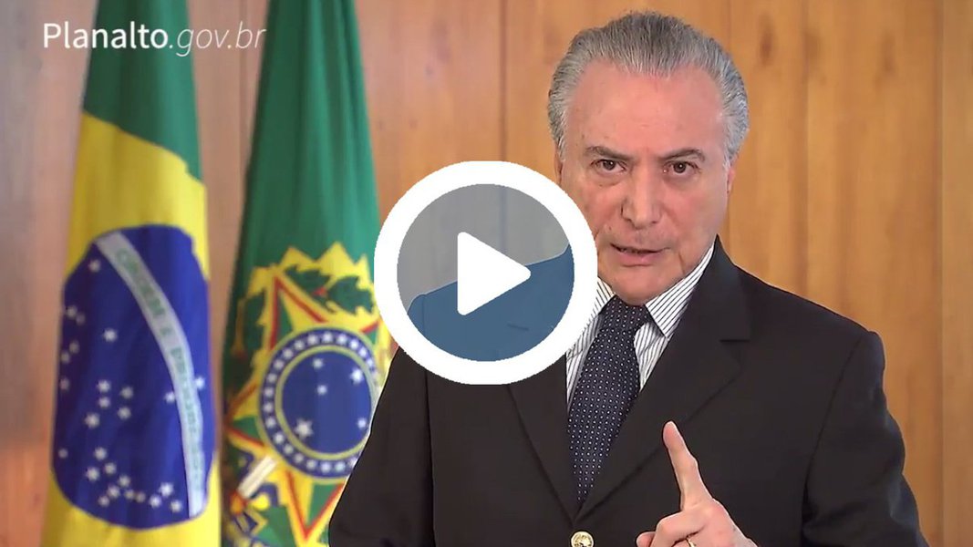 Em vídeo, Michel Temer disse que os leilões da Eletrobras, Casa da Moeda, aeroportos, entre outras estatais, "ajudarão a deixar o Brasil mais moderno e nos ajudarão a eliminar de vez a crise que tanto nos prejudicou nos últimos anos"; sem modéstia, ele também diz que a medida é "corajosa"