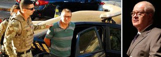 O jornalista Elio Gapasri afirmou neste domingo, 15, que a extradição do ativista italiano Cesare Battisti para a Itália vai rebaixar a condição do Brasil; "Extraditando-o, o Brasil entrará na galeria dos países que entregaram asilados. Logo o Brasil, onde vivem centenas de septuagenários, alguns deles ex-militantes de organizações que praticaram atos terroristas e foram salvos pelo asilo ou pela proteção de outros governos, que os acolheram durante a ditadura. A concessão do asilo é uma prerrogativa do soberano e Lula exerceu-a", lembra