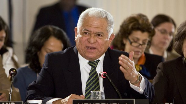 De acordo com o diplomata Jorge Valero, a eleição deste domingo (30) será uma "nova derrota para os setores da oposição que querem impor uma agenda de terror e medo por meio de suas reiteradas ações violentas, apoiadas pelos norte-americanos"