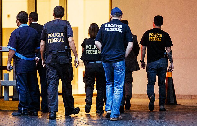 Notórios malfeitores e criminosos são aceitos como testemunhas perfeitamente confiáveis. As evidências, colhidas nas oitivas das testemunhas, só podem ser usadas pela promotoria, nunca pela defesa, pois as evidências têm mais valia em provar uma acusação do que em refutá-la...