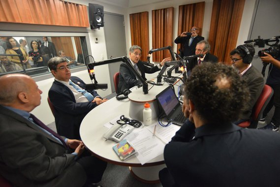 O governo de Minas Gerais inaugurou as novas instalações da Rádio Inconfidência, que passa a fazer parte do Centro de Cultura Presidente Itamar Franco, no Barro Preto, em Belo Horizonte, construído em parceria com a Codemig; a Rádio Inconfidência é uma empresa pública estadual que, segundo o executivo, oferece música de qualidade, além de literatura, jornalismo, esporte, cinema, cultura e cidadania aos seus ouvintes