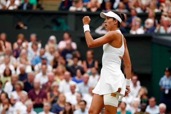 A jovem de 23 anos caiu no chão em comemoração depois de conquistar a vitória em uma hora e 17 minutos. Foi sua segunda final de Wimbledon, tendo perdido da irmã Serena de Venus em 2015; "Dois anos atrás, perdi na final para Serena e ela me disse que um dia eu talvez ganhasse. Dois anos depois, aqui estou", afirmou