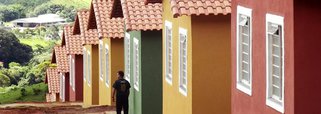 Os R$ 3,08 bilhões em propina paga a políticos pela JBS e pela Odebrecht dariam para erguer 27,3 mil moradias, o que resolveria pela metade o déficit habitacional de Belo Horizonte, de 56,4 mil unidades habitacionais; com o dinheiro, também daria para construir 870 escolas ao custo de R$ 3,5 milhões cada e a Linha 3 subterrânea do metrô de BH, ligando a Estação Lagoinha, no Centro, à Savassi, na Região Centro-Sul