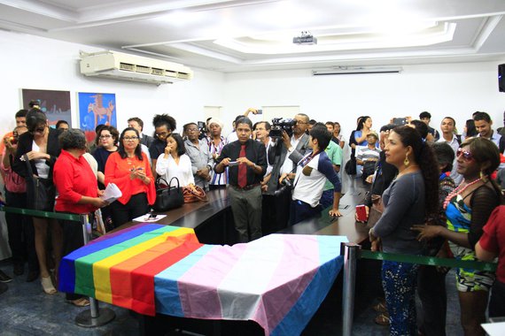 Foi sancionado o Conselho Estadual de Direitos da População de Lésbicas, Gays, Bissexuais, Travestis e Transexuais (LGBTT); a entidade deverá funcionar enquanto plataforma de diálogo entre o poder público e a sociedade civil organizada para o monitoramento e implantação de políticas públicas do estado; somente cinco estados brasileiros possuem um conselho estadual direcionado para este segmento da população
 