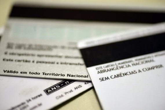 A Agência Nacional de Saúde Suplementar (ANS) determinou a suspensão da venda de 38 planos de saúde de 14 operadoras, em função de reclamações relativas à cobertura assistencial, como negativas e demora no atendimento, recebidas no primeiro trimestre de 2017; em nota, a agência informa que a medida entra em vigor no dia 9 de junho e faz parte de seu monitoramento periódico