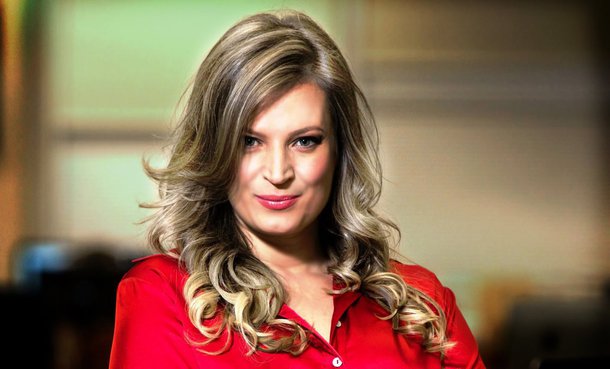 Juiz Rodrigo Cesar Fernandes Marinho, da 4ª Vara Cível de São Paulo, condenou a jornalista Joice Hasselmann a indenizar Luiza de Aguirre Nassif, filha do jornalista Luis Nassif, por danos morais; em fevereiro passado, a ex-funcionária da Veja publicou que Luiza estava em Nova York e liderou um protesto contra o juiz Sergio Moro, símbolo da Lava Jato; Joice ainda insinuou que a atitude da filha de Nassif estava vinculada a supostos pagamentos de "governo petista" ao veículo de comunicação dirigido por ele