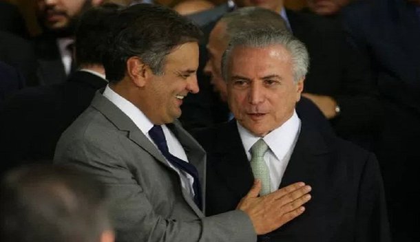 O jornalista Joaquim de Carvalho, do Diário do Centro do Mundo, lembrou que na gravação entre Aécio Neves e o empresário Joesley Batista, o senador tucano afirma ser necessário tirar Osmar Serraglio do Ministério da Justiça; "Aécio — Tem que tirar esse cara - Joesley — É, pô. Esse cara já era. Tá doido", mostra a gravação; "Mesmo afastado do Senado, Aécio continua poderoso no governo de Temer, que ele ajudou a criar com o golpe que derrubou Dilma Rousseff", diz Carvalho