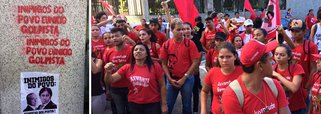 "Eunício Oliveira, senador do PMDB é um mega latifundiário brasileiro, dono de 92 imóveis rurais em Goiás e no Ceará. O ruralista, citado na Lava Jato, sob acusação de ter recebido 2 milhões da Odebrecht, também é dono de empresas de limpeza, segurança e transporte de valores, cujos contratos com a União chegam a casa das centenas de milhões. Sendo um dos políticos mais ricos do país, se elegendo com campanhas milionárias, Eunício de Oliveira não pode ser considerado um representante do Povo brasileiro, mas sim seu inimigo", diz nota do Levante Popular da Juventude, do MST e do Movimento dos Atingidos por Barragens