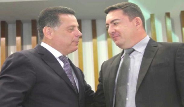 O presidente da Assembleia Legislativa, deputado estadual José Vitti (PSDB), voltou a destacar a importância do programa estadual Goiás na frente, que está destinando recursos da ordem de R$ 9 bilhões aos 246 municípios goianos para realização de investimentos em diversas áreas, especialmente em educação, infraestrutura, saúde e segurança; Vitti participou da assinatura do convênio com o município de Palmeiras de Goiás ao lado do governador Marconi Perillo (PSDB). Foi destinado ao município o montante de R$ 3 milhões para obras