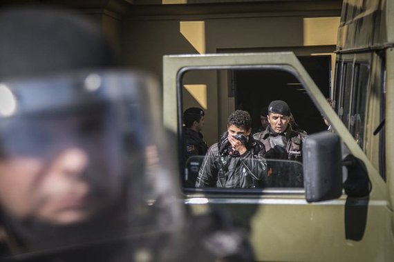 O Comitê Estadual Contra a Tortura divulgou relatório sobre a desocupação da Sefaz, em 15 de junho de 2016, apontando a incidência de tortura e tratamento cruel, desumano e degradante contra os estudantes, a maioria deles menores de idade; elaborado pelo ativista de direitos humanos e integrante do comitê, Carlos César D’Elia, o relatório traz uma série de recomendações a serem adotadas por diversas esferas do poder público para prevenir, punir e reparar as vítimas desses casos; a ocupação da Sefaz foi um movimento político realizado por cerca de 40 pessoas, incluindo 33 estudantes menores de idade, que resultou na ocupação de espaços da sede da pasta no Centro de Porto Alegre