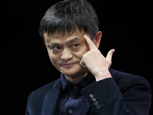 Enquanto o Brasil de Temer quer instituir jornadas de trabalho de até 12 horas diárias, mundo discute redução da jornada e semana de trabalho de quatro dias; para Jack Ma, fundador da gigante chinesa Alibaba, "com a evolução da tecnologia, e a inteligência artificia, haverá espaço para que as pessoas trabalhem menos e viajem mais".