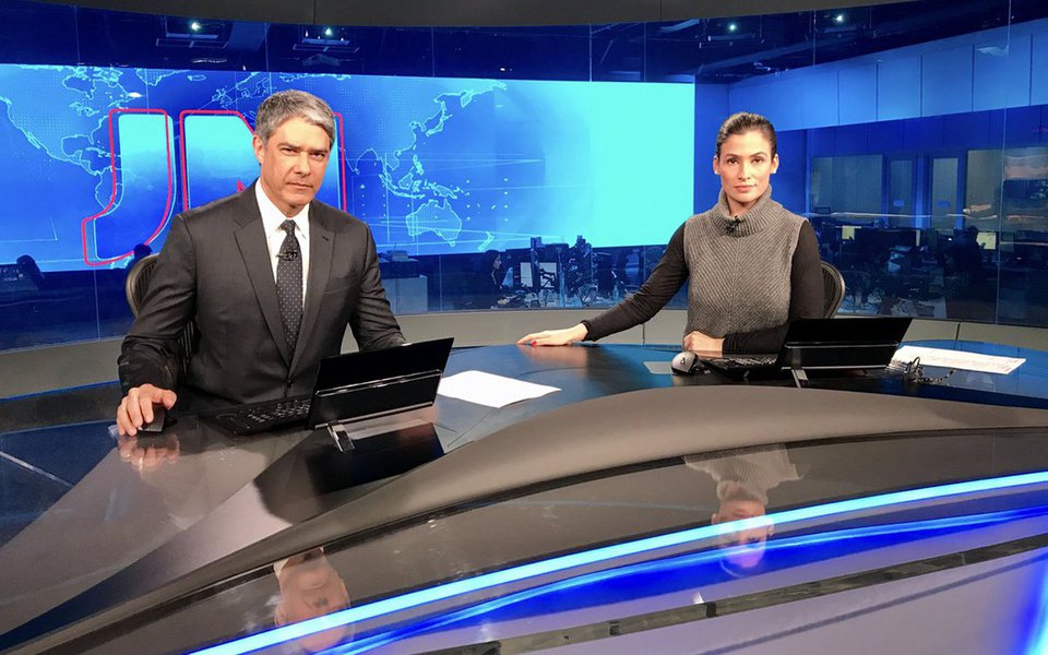 Uma reportagem do jornalista Joaquim de Carvalho, publicada no DCM, aponta que a Globo, que acaba de inaugurar os novos estúdios do Jornal Nacional, tem uma dívida gigantesca em ICMS; confira
