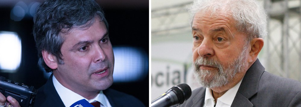 Líder do PT no Senado convoca manifestações nas cidades brasileiras em protesto contra a "condenação sem provas" do ex-presidente Lula pelo juiz Sergio Moro, que classificou como "escândalo"; "É hora de ir para cima, não é hora de ficar intimidado", diz ele; Lindbergh Farias alerta que eleição em 2018 sem Lula "não é eleição, é fraude" e coloca em dúvida se o PT deve participar de uma disputa sem a participação do ex-presidente; "Não vivemos em uma situação de normalidade democrática, isso não é democracia. Isso é um estado de exceção. Nossa reação tem que ser muito forte", ressaltou