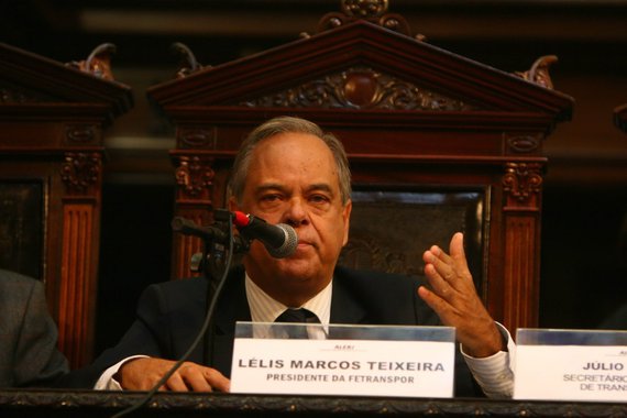 Nesta quarta-feira (19), a Primeira Turma Especializada do Tribunal Regional Federal da 2ª Região (TRF2) manteve a prisão preventiva do presidente da Federação das Empresas de Transporte de Passageiros do Estado do Rio de Janeiro (Fetranspor), Lélis Teixeira; O pedido pela manutenção da prisão foi feito pelo Ministério Público Federal (MPF); O empresário foi preso preventivamente no dia 3 de julho, por ordem da Justiça Federal do Rio de Janeiro, no âmbito da Operação Ponto Final, um desdobramento da Lava Jato