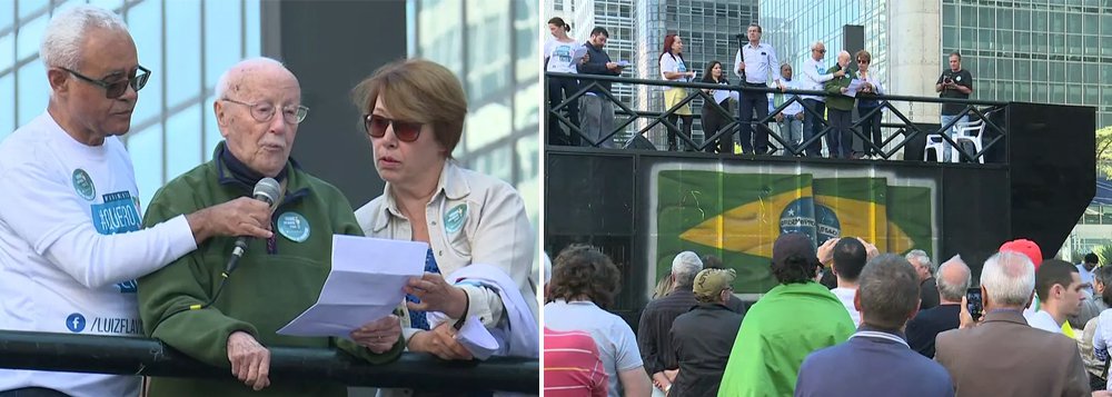 Na mais contundente prova de que o golpe de 2016 fracassou, alguns de seus protagonistas foram à avenida Paulista na tarde deste domingo, 30, para protestar contra o produto do golpe: Michel Temer; numa manifestação pífia, que reuniu no máximo 100 pessoas, as críticas a Michel Temer e em favor da operação Lava Jato foram o tom do ato; “Não é possível aguentarmos mais o que está acontecendo com o nosso país”, disse o jurista Hélio Bicudo, que assinou a peça de ficção que embasou o impeachment de Dilma Rousseff; evento também contou presenças do humorista Marcelo Madureira e do jurista Modesto Carvalhosa, que aproveitou para lançar sua candidatura indireta à presidência da República