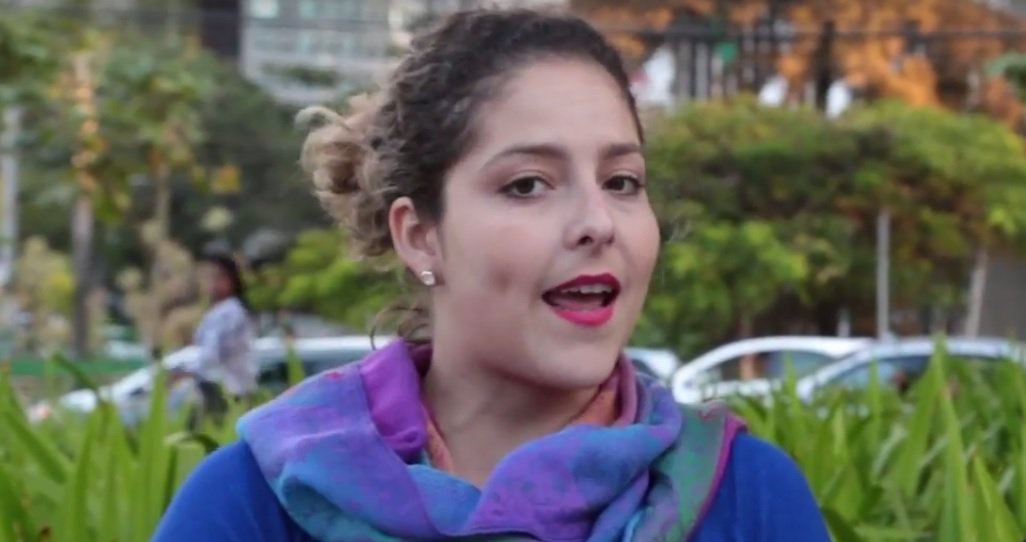 Começa nesta quarta-feira (14) em Belo Horizonte o 55º Congresso da União Nacional dos Estudantes, o maior encontro estudantil da América Latina; “É quando os estudantes se reúnem para discutir os rumos da UNE, do Brasil e nesse momento conturbado do país a UNE volta na sua história e defende as eleições diretas para presidente, uma bandeira que defendemos na época da redemocratização e no combate à ditadura militar”, declarou Carina Vitral, presidenta da entidade 