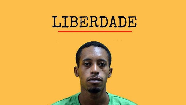 Na presença de sua mãe, dona Adriana, e advogados do IDDH (Instituto de Defensores de Direitos Humanos), Rafael Braga nos contou a injustiça que sofreu. Foi um relato comovente e convincente. Jovem, pobre e negro, ali estava mais um dos incontáveis casos com que a Casa Grande do século XXI usa como "exemplo" para ameaçar a "senzala"