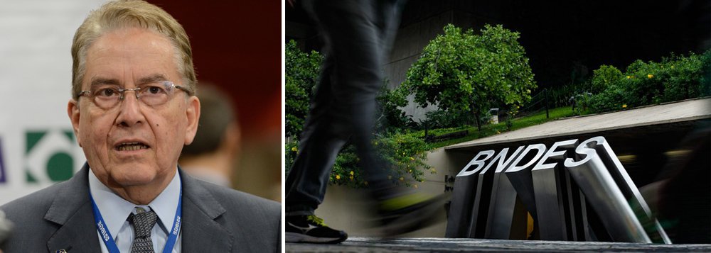 O Banco Nacional de Desenvolvimento Econômico e Social (BNDES) confirmou que dois diretores da instituição, Vinícius Carrasco, da área de Planejamento e Pesquisa, e Cláudio Coutinho, da área de Crédito, Financeira e Internacional, pediram demissão nesta sexta-feira 7; eles foram convidados para o cargo pela ex-presidente da instituição, Maria Silvia Bastos Marques; os dois estariam insatisfeitos com o sucessor, Paulo Rabello de Castro