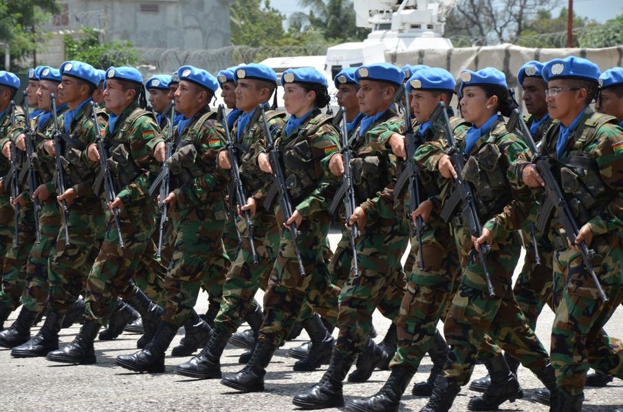 Na Bolívia, com a lei de identidade de gênero, promulgada em maio de 2016, foi garantido o "procedimento para a mudança do nome próprio, informação do sexo e imagem de pessoas transexuais e transgênero em toda documentação pública e privada vinculada a sua identidade, permitindo a elas exercer de forma plena o direito à identidade de gênero"