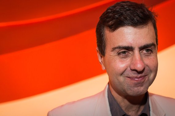 Isadora Freixo, filha do deputado estadual Marcelo Freixo (PSOL-RJ), citada em uma das postagens em que Priscilla Soares o acusa de machismo, resolveu defender o pai no Facebook e contar da convivência que tinha com Freixo e com a ex-namorada; Segundo Isadora a ex-namorada pautou suas acusações por ciúmes: “Se meu pai tivesse cometido qualquer forma de machismo eu jamais iria defendê-lo. Resolvi falar porque o que vem acontecendo é um linchamento nas redes baseado numa acusação injusta”