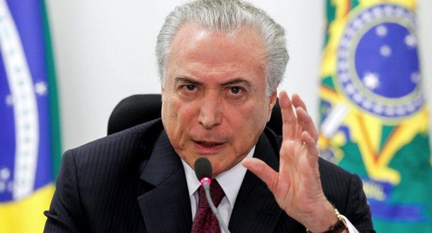 "Temer, e o grande empresariado que o banca, sabem perfeitamente que a criminalização dos sindicatos é condição indispensável para a deterioração da já frágil harmonia entre os direitos e deveres que regem patrões e empregados", diz Carlos Fernandes, no DCM