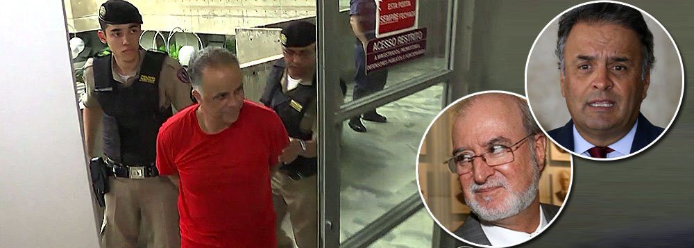 Condenado a 37 anos e cinco meses de prisão pelo envolvimento no chamado 'mensalão', o empresário Marcos Valério foi transferido na noite de segunda-feira 17, a pedido da Polícia Federal, da penitenciária Nelson Hungria, em Contagem, para a Apac de Sete Lagoas, na região Central de Minas Gerais; o objetivo, segundo a PF, se deu "a fim de concluir o procedimento de colaboração premiada sob análise do Supremo Tribunal Federal"; a decisão ignora formalidades e filas de transferência de presos sob o argumento de que Valério é "possuidor de inúmeras informações de interesse da Justiça e da sociedade brasileira sobre fatos ilícitos diversos que envolvem a República"; na delação, ele promete entregar tucanos como os ex-governadores de Minas Aécio Neves (hoje senador) e Eduardo Azeredo