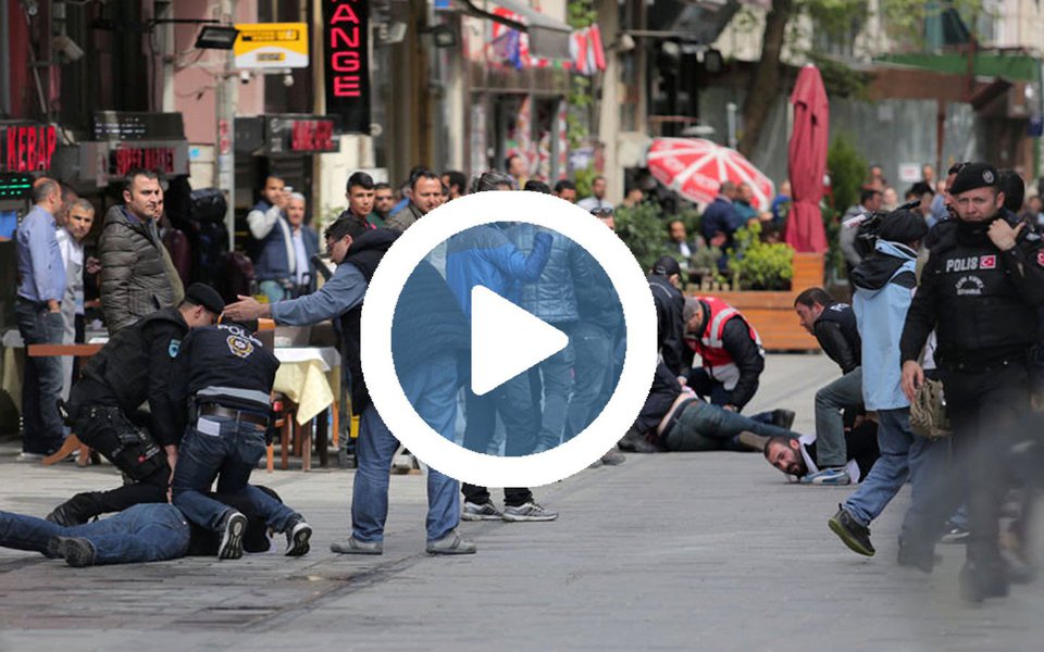 Na Turquia, o primeiro de maio, dia do trabalhor, foi marcado manifestações e confrontos. Os sindicatos não convocaram marchas para a praça Taksim em Istambul, mas os pequenos partidos não perderam a oportunidade para protestar contra as políticas do governo; para dispersar os manifestantes, a polícia montou barreiras e no meio dos confrontos disparou balas de borracha e gás lacrimogéneo
