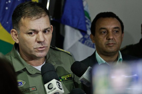 A reaplicação da prova do concurso da PM-PI será no dia 2 de julho; a data foi divulgada nesta terça-feira (23) pelo reitor da Universidade Estadual do Piauí (Uespi), Nouga Cardoso, e o comandante geral da PM, Carlos Augusto, durante entrevista coletiva na sede da Polícia Militar; eles também anunciaram que a elaboração e impressão das novas avaliações serão feitas fora do Piauí por outra instituição