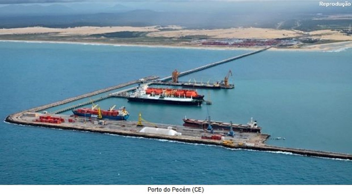 O crescimento dos seis primeiros meses de movimentação de cargas, através do Porto do Pecém, foi de 79% em relação ao mesmo período de 2016. Ao todo, 7.657.040 toneladas foram importadas e exportadas 