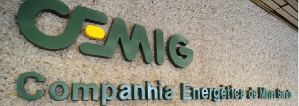 A Cemig e o governo de Minas Gerais articulam-se com empresários e movimentos sociais de trabalhadores para impedir que as usinas de Jaguara, São Simão e Miranda sejam vendidas; o leilão das hidrelétricas está previsto para 30 de setembro; de acordo com o diretor jurídico da empresa, Luciano Ferraz, caso as ações judiciais em curso não deem certo, "o último recurso será partir para um pedido indenizatório"; O presidente da estatal, Bernardo Salomão de Alvarenga, fez uma estimativa; "Já disseram algo em torno de R$ 18 bilhões"