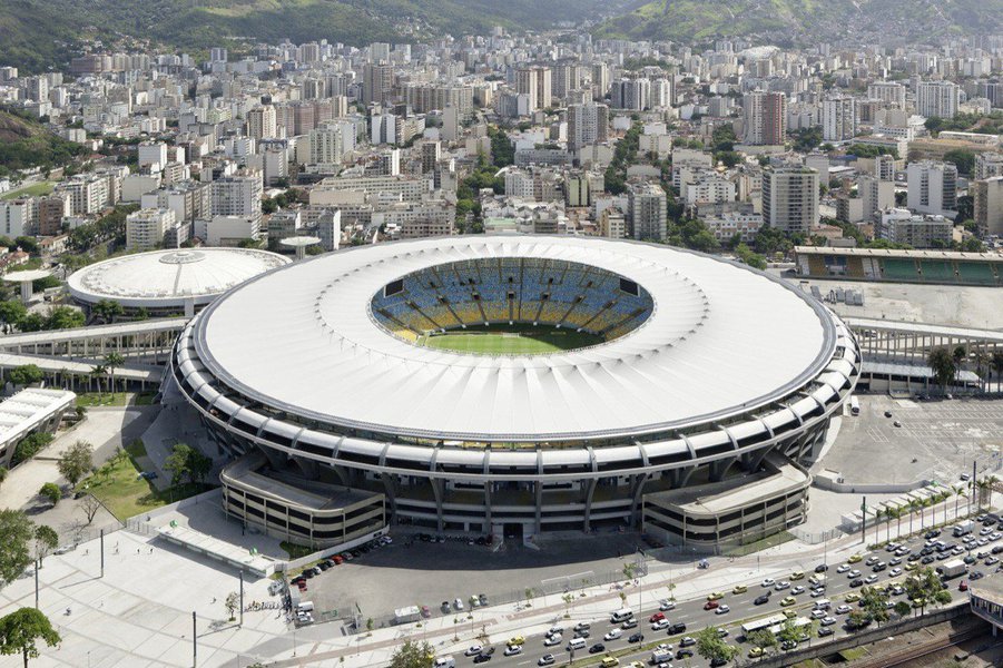 A empresa francesa Lagardère informou nesta quinta-feira, 11, que desistiu de comprar as ações majoritárias da concessionária Maracanã, em poder da Odebrecht; "Ficou impossível sustentar junto à matriz o que o governo fez", diz o comunicado, referindo-se à possibilidade de nova licitação, admitida pelo governo de Luiz Fernando Pezão (PMDB) em audiência pública recente