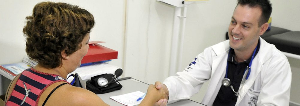 A chegada de sete profissionais para integrar o Programa Mais Médicos no Piauí está prevista para esta terça-feira (25), no aeroporto Senador Petrônio Portella, em Teresina; chegando ao Piauí, serão conduzidos para atuarem em seis municípios; o Piauí conta com 352 médicos do Programa Mais Médicos