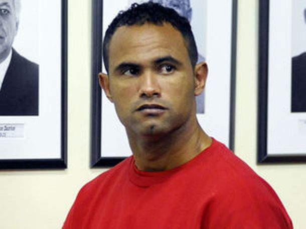 Vivemos tempos doentios aonde o dinheiro vem sendo colocado acima da ética, da justiça, do caráter e até mesmo da vida, mas cabe àqueles a quem ainda há o privilégio da sensatez e humanidade, enquanto cidadãos, protegidos pela Constituição Federal, exigir que a guarda de seus direitos seja respeitada 