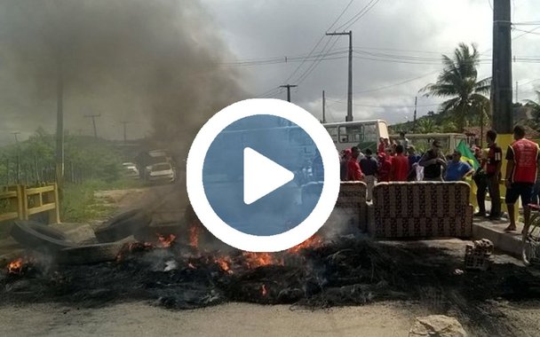Segundo a Polícia rodoviária Federal (PRF), estão interditados trechos de rodovias que cortam os municípios alagoanos de Satuba, Flexeiras, Delmiro Gouveia e Murici; lideranças do Movimento Via do Trabalho afirmam que também há bloqueios em Arapiraca, Teotônio Vilela, Campo Alegre, União dos Palmares, São Luiz do Quitunde e Novo Lino; ação deve continuar até às 13h; logo depois os manifestantes seguem para Maceió, onde haverá uma grande caminhada