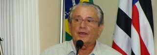 O deputado federal José Reinaldo Tavares (PSB) afirmou, em Tuntum, durante encontro organizado pelo presidente da Federação dos Municípios do Estado do Maranhão, Famem, Cleomar Tema, que desta vez “não abrirá” mão da candidatura ao Senado; entre as lideranças que prestigiaram o evento esteva ao secretário Estadual de Comunicação e Articulação Política do Governo do Estado, Marcio Jerry
