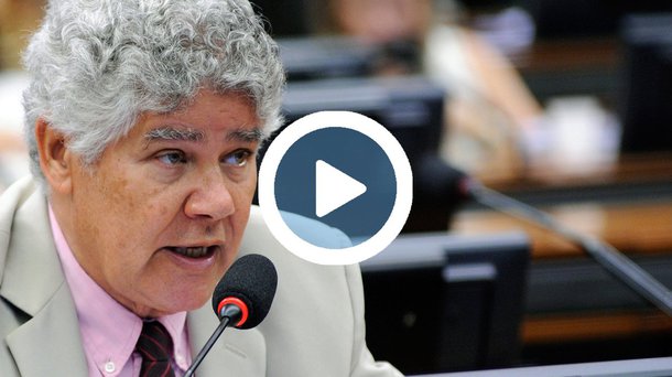 "Proposta de Emenda à Constituição determina que, afastado o presidente, mesmo agora, nesse período, não tem indireta, não. Esse Congresso não tem moral e credibilidade para eleger ninguém", defendeu o deputado do PSOL do Rio de Janeiro; assista