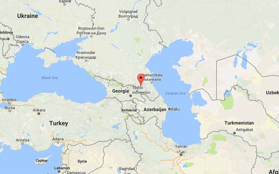 Explosão ocorreu no edifício de uma escola na localidade de Agvali, na república russa de Daguestão; segundo os dados preliminares, uma pessoa morreu e 11 ficaram feridas; segundo relatos, um escolar trouxe uma granada para a sala de Informática, tendo esta explodido devido a manuseio inadequado. O diretor da escola confirmou aos jornalistas a morte de um escolar como resultado da explosão