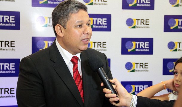 Há menos de um mês para o Processo de Eleição Direta do PT em São Luís, a chapa “Unidade para Renovar”, encabeçada pelo vereador Honorato Fernandes, a cada dia consegue aglutinar mais adeptos e segue se consolidando como favorita para vencer a eleição; Honorato, que já foi líder do prefeito Edivaldo na Câmara e se tornou o primeiro vereador reeleito pelo PT na história da Câmara Municipal de São Luís, já conta com o poio de diversas tendências da legenda, além de representantes de organizações não governamentais, sindicalistas, dirigentes, profissionais liberais, secretários de governo, movimentos sociais e militantes petistas