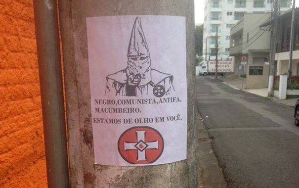 Cartazes com ameaças de neonazistas estão sendo espalhados por Blumenau (SC)