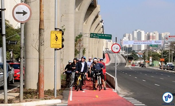 Parte dos 400 quilômetros de ciclovias e ciclofaixas instalados no município será transformada em ciclorrotas, que são ruas sinalizadas aos motoristas informando que a via é uma rota usada por ciclistas; a mudança vai começar pela Vila Prudente, na zona leste, seguida da Rua da Consolação, no centro da cidade