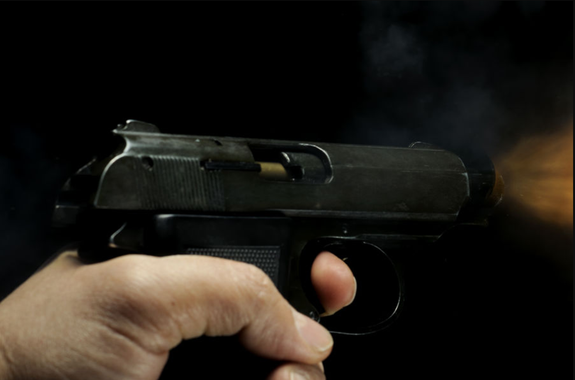 De acordo com estudo da Unicef, o Ceará lidera o ranking de assassinatos de adolescentes entre 12 e 18 anos no País, com 8,18 mortes a cada grupo de 100 mil jovens. Fortaleza também é considerada a capital mais violenta, com 10,94 assassinatos, à frente de Maceió, com 9,37, e Vitória, com 7,68