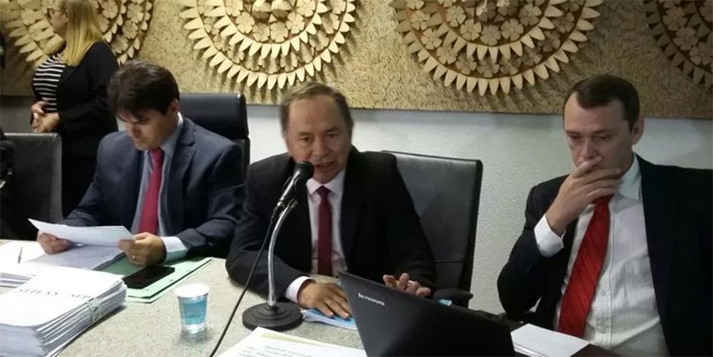 O secretário de Estado do Planejamento, Antônio Rodrigues Neto, mostrou otimismo com as finanças estaduais para 2018 em audiência pública na Comissão de Fiscalização e Controle, Finanças e Tributação da Assembleia Legislativa sobre a Proposta de Lei Orçamentária para o próximo ano; Antonio Neto afirmou que a PLOA/2018 prevê maior crescimento de recursos para os setores de segurança e saúde do Estado que receberão, respectivamente, R$ 670,4 milhões e R$ 811 milhões
