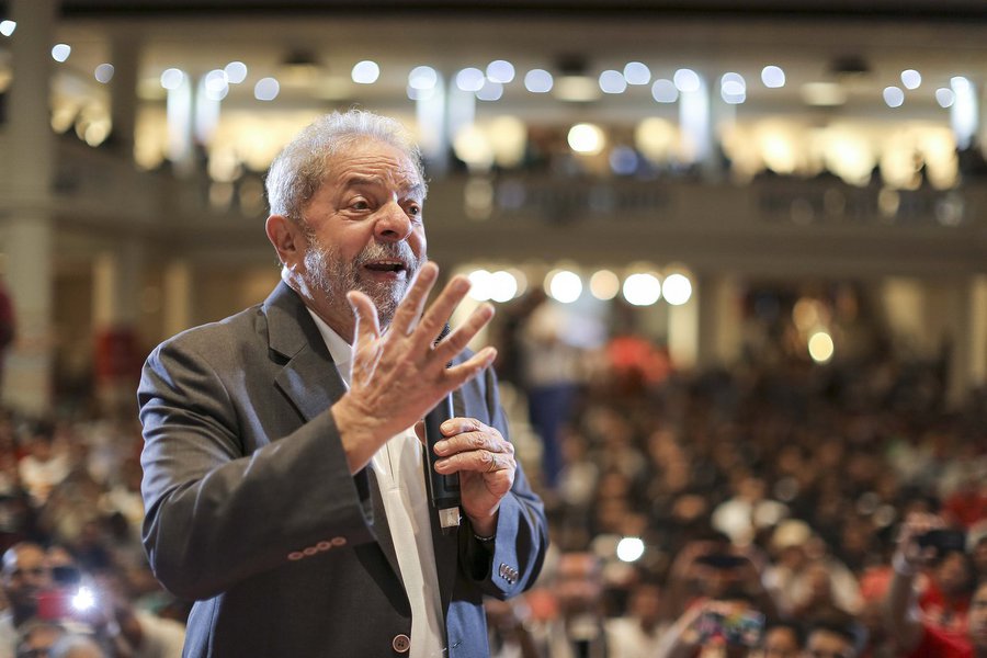 O ex-presidente Luis Inácio Lula da Silva vem ao Ceará no mês de maio, segundo informou o deputado federal José Guimarães (PT-CE). De acordo com o parlamentar, Lula vem reforçar a campanha pela reeleição do sindicalista Francisco de Assis Diniz à presidência do PT estadual. A agenda completa do líder petista no Estado ainda deverá ser elaborada